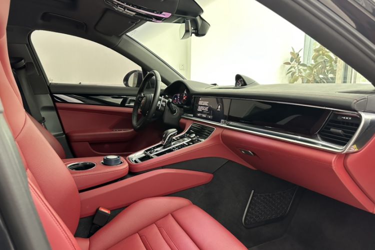 Used Porsche Panamera 2022 Panamera 4 Sport Turismo 2.9T Interior 1