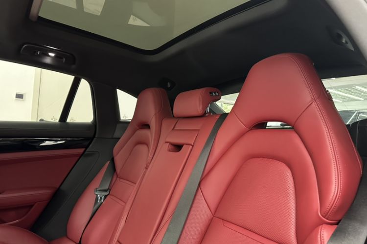 Used Porsche Panamera 2022 Panamera 4 Sport Turismo 2.9T Interior 15