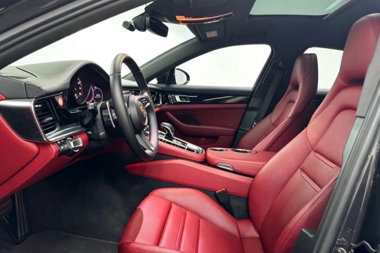 Used Porsche Panamera 2022 Panamera 2.9T Interior 4