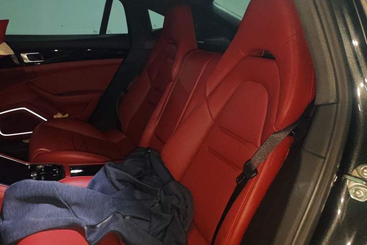 Used Porsche Panamera 2022 Panamera 2.9T Interior 4