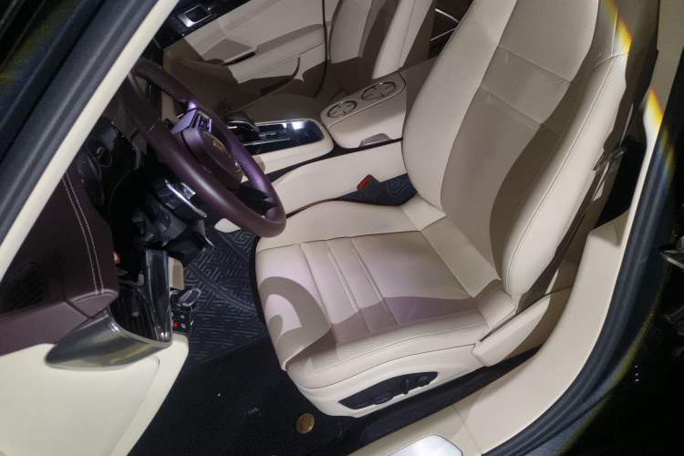 Used Porsche Panamera 2022 Panamera 2.9T Left Front Seat