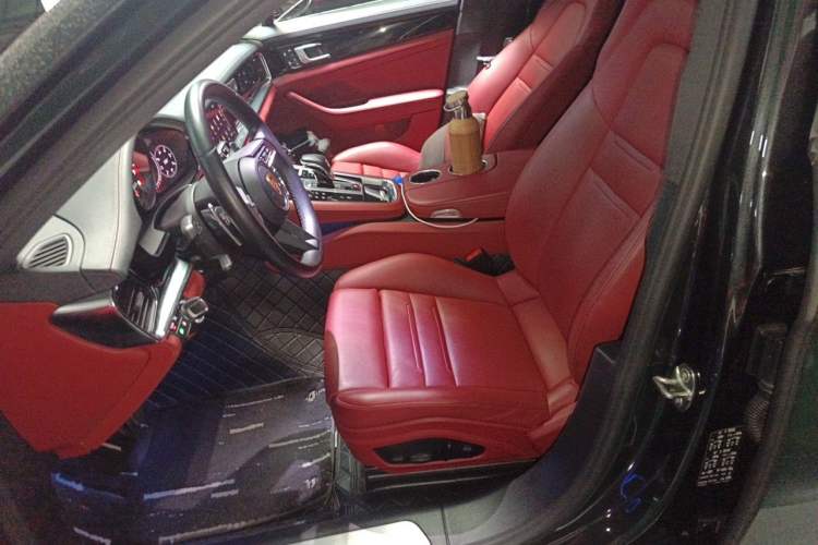 Used Porsche Panamera 2022 Panamera 2.9T Left Front Seat