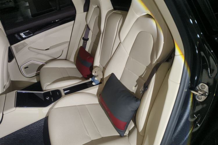 Used Porsche Panamera 2022 Panamera 2.9T Left Rear Seat