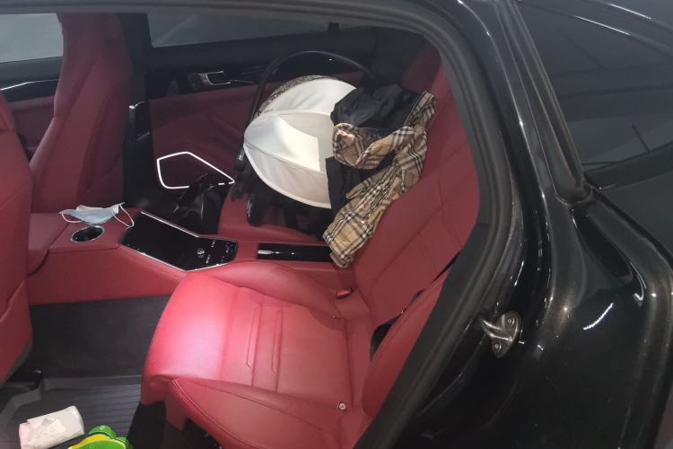 Used Porsche Panamera 2022 Panamera 4 Executive Extended Platinum Edition 2.9T Left Rear Seat