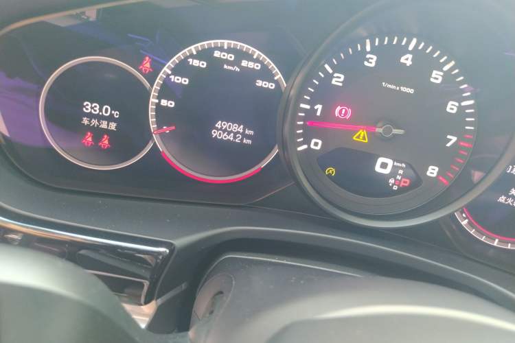 Used Porsche Panamera 2022 Panamera 4 Sport Turismo 2.9T Odometer Close Up