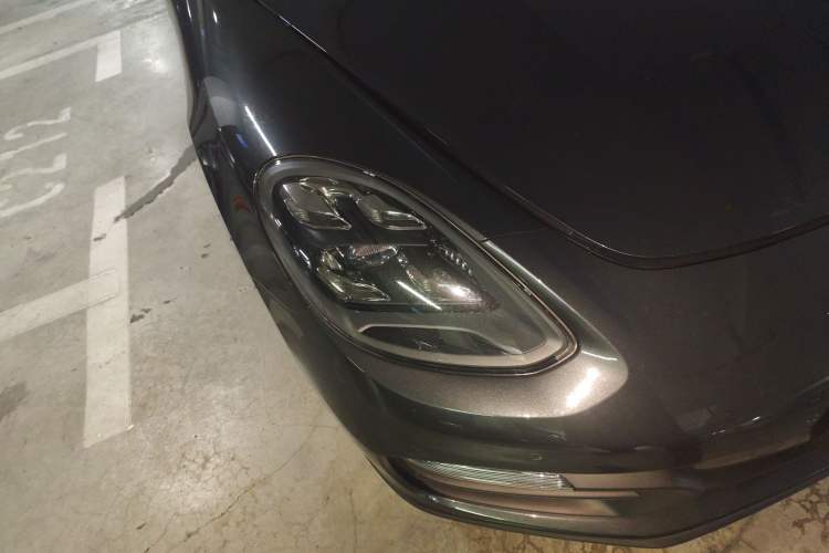 Used Porsche Panamera 2022 Panamera 4 E-Hybrid Executive Long Wheelbase Platinum Edition 2.9T Right Front Headlight