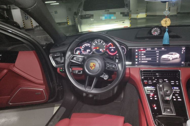 Used Porsche Panamera 2022 Panamera Executive Long Wheelbase Platinum Edition 2.9T Steering Wheel