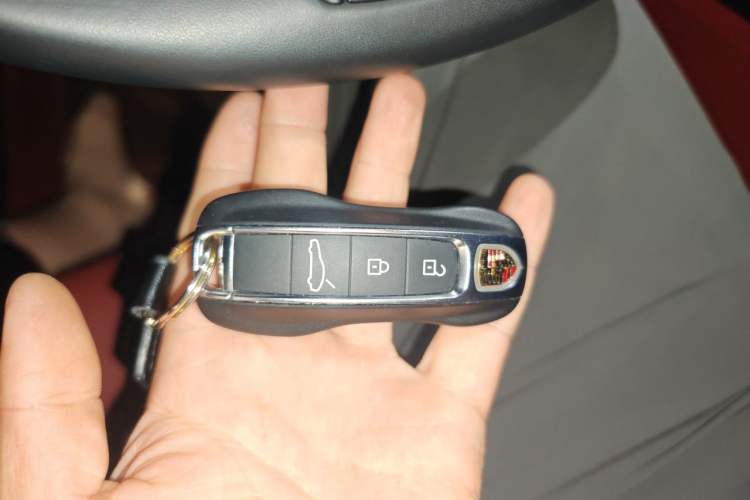 Used Porsche Panamera 2022 Panamera Executive Long Wheelbase 2.9T Vehicle Key
