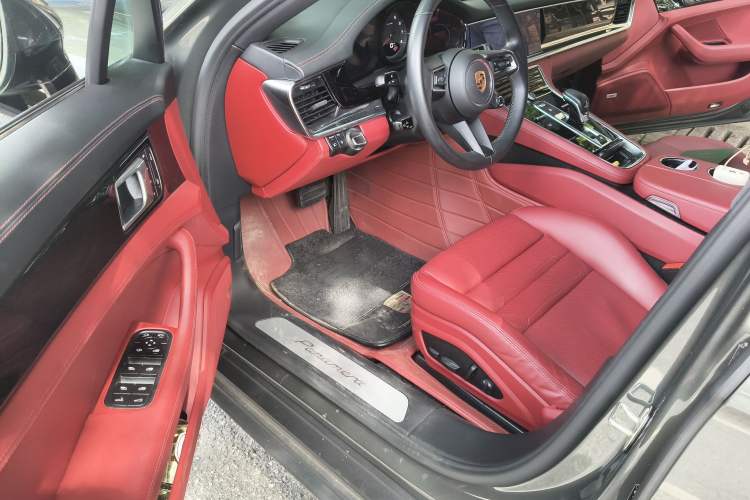 Used Porsche Panamera 2022 Panamera 2.9T Driver Seat