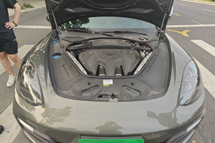 Used Porsche Panamera 2022 Panamera 2.9T Engine Bay