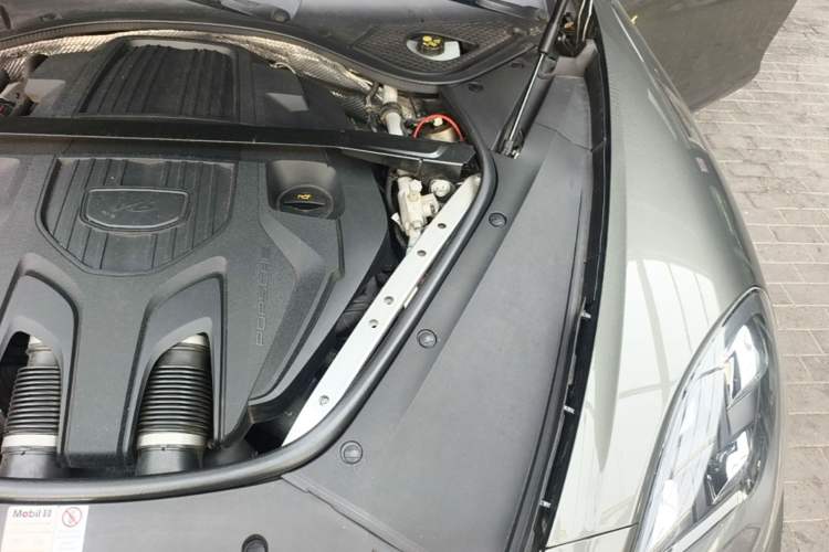 Used Porsche Panamera 2022 Panamera 4 E-Hybrid Executive Long Wheelbase Platinum Edition 2.9T Engine Bay Left