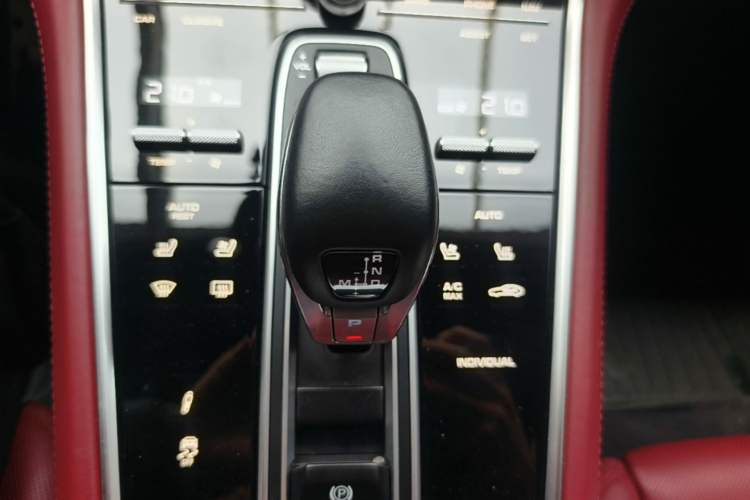Used Porsche Panamera 2022 Panamera 4 E-Hybrid Executive Long Wheelbase Platinum Edition 2.9T Gear Lever