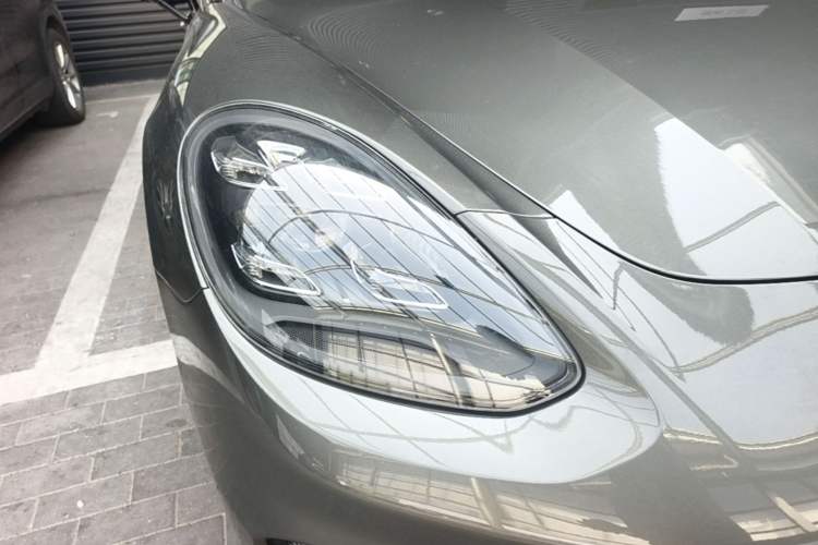 Used Porsche Panamera 2022 Panamera 4 E-Hybrid Executive Long Wheelbase Platinum Edition 2.9T Right Front Headlight
