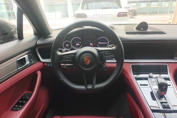 Used Porsche Panamera 2022 Panamera 4 E-Hybrid Executive Long Wheelbase Platinum Edition 2.9T Steering Wheel