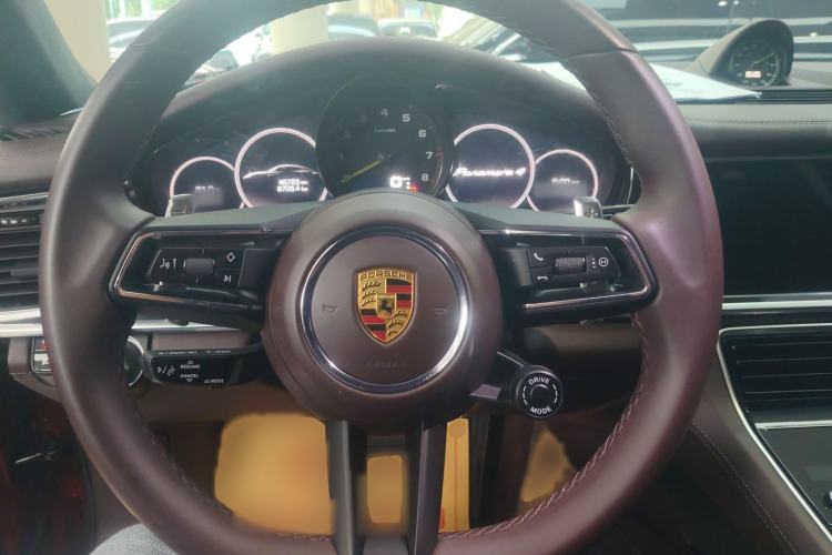 Used Porsche Panamera 2022 Panamera 4 E-Hybrid 2.9T Steering Wheel
