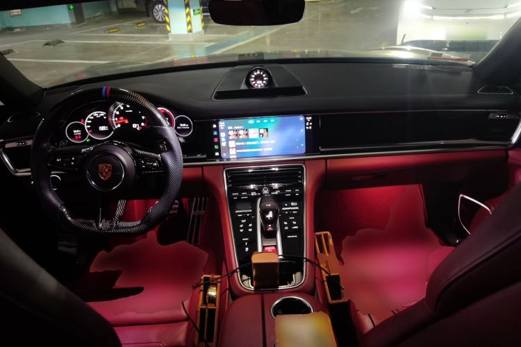Used Porsche Panamera 2022 Panamera 2.9T Center Console