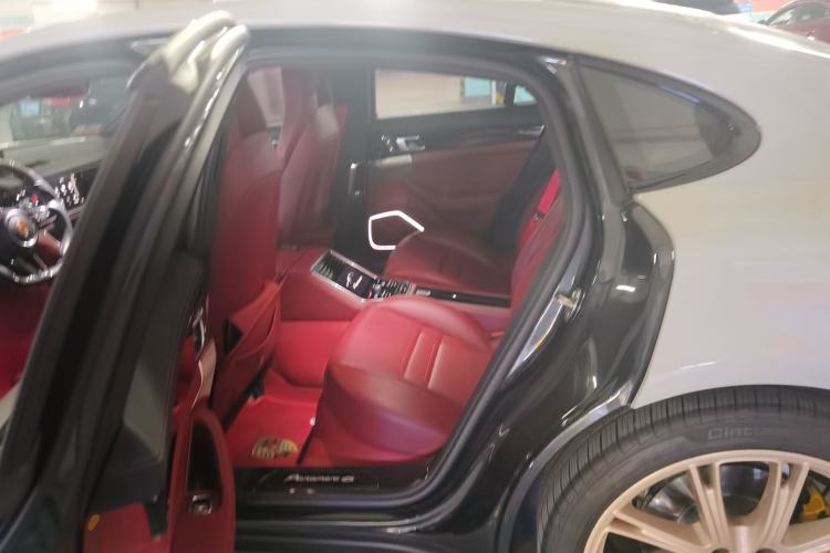 Used Porsche Panamera 2022 Panamera 2.9T Left Rear Seat