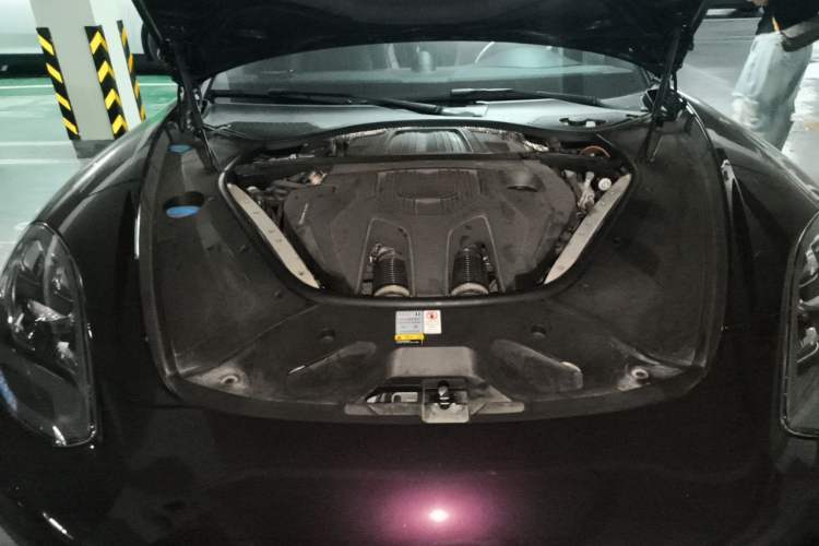 Used Porsche Panamera 2022 Panamera 2.9T Engine Bay