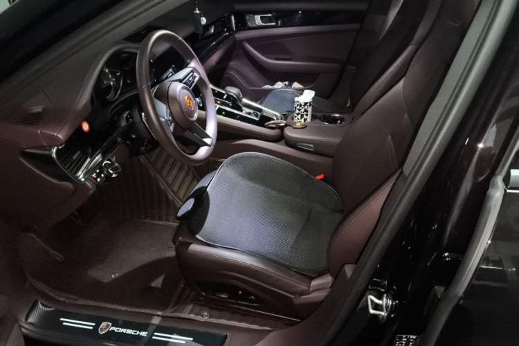 Used Porsche Panamera 2022 Panamera 2.9T Left Front Seat