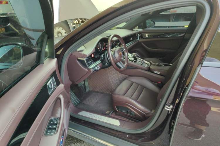 Used Porsche Panamera 2022 Panamera 4 Executive Long Wheelbase 2.9T Driver Seat