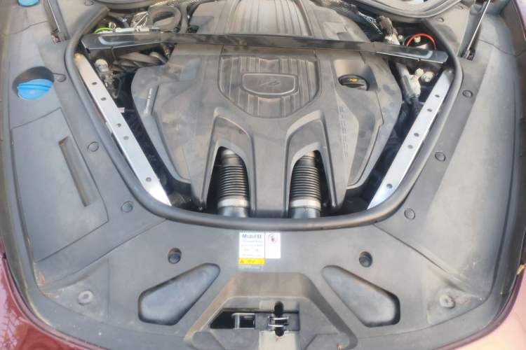 Used Porsche Panamera 2022 Panamera Executive Long Wheelbase 2.9T Engine Bay