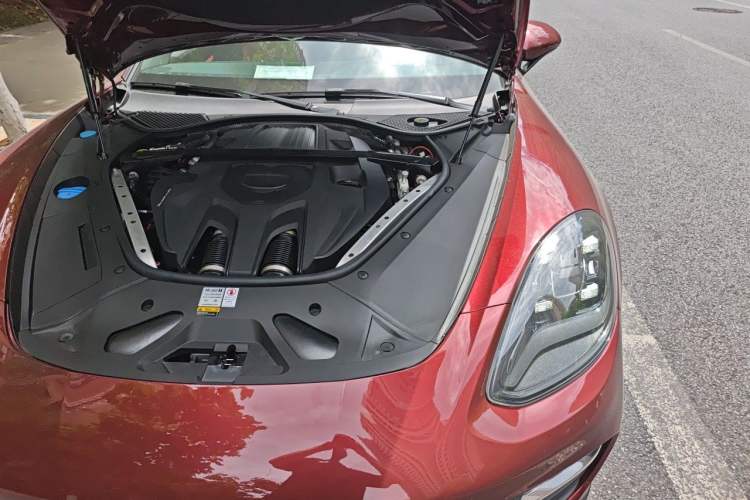 Used Porsche Panamera 2022 Panamera 2.9T Engine Bay Left