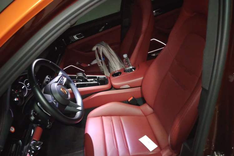 Used Porsche Panamera 2022 Panamera 2.9T Left Front Seat