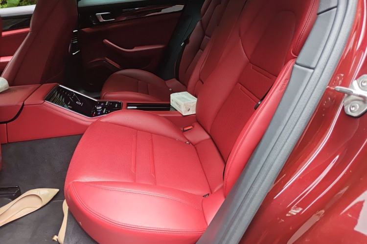 Used Porsche Panamera 2022 Panamera 2.9T Left Rear Seat