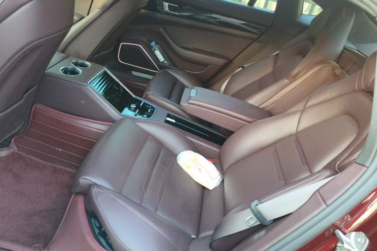 Used Porsche Panamera 2022 Panamera Executive Long Wheelbase 2.9T Left Rear Seat