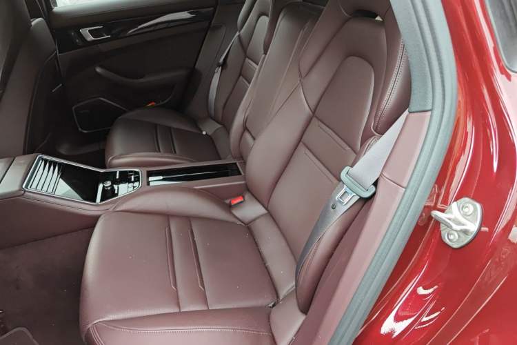 Used Porsche Panamera 2022 Panamera 2.9T Left Rear Seat
