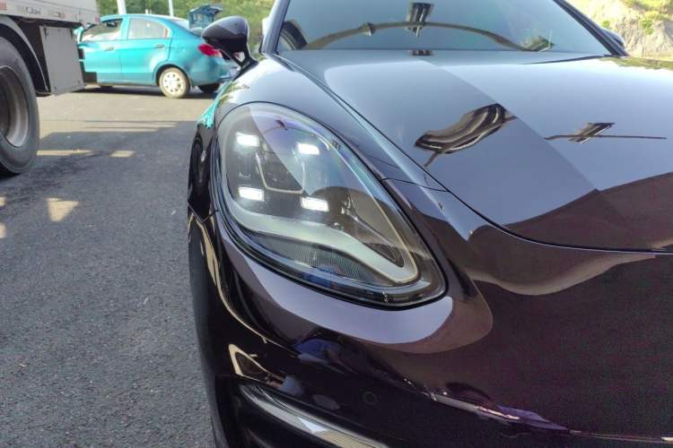 Used Porsche Panamera 2022 Panamera 4 Executive Long Wheelbase 2.9T Right Front Headlight