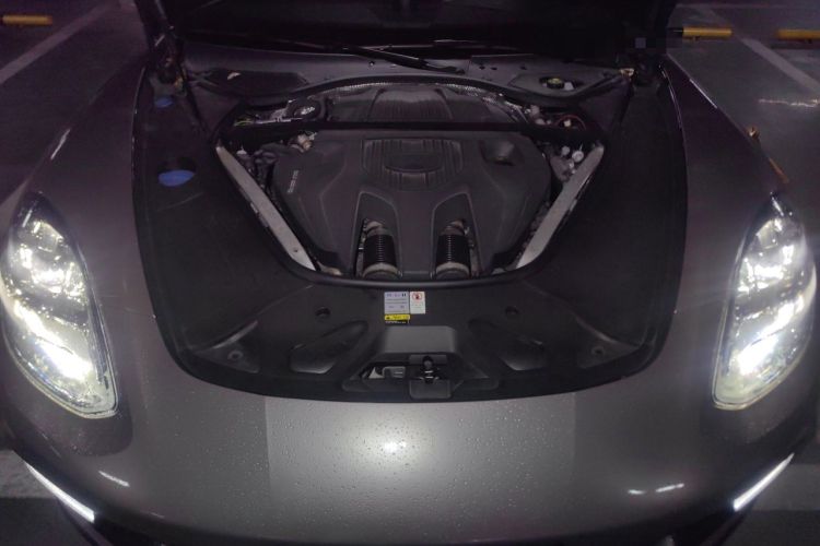 Used Porsche Panamera 2022 Panamera 4 E-Hybrid Platinum Edition 2.9T Engine Bay
