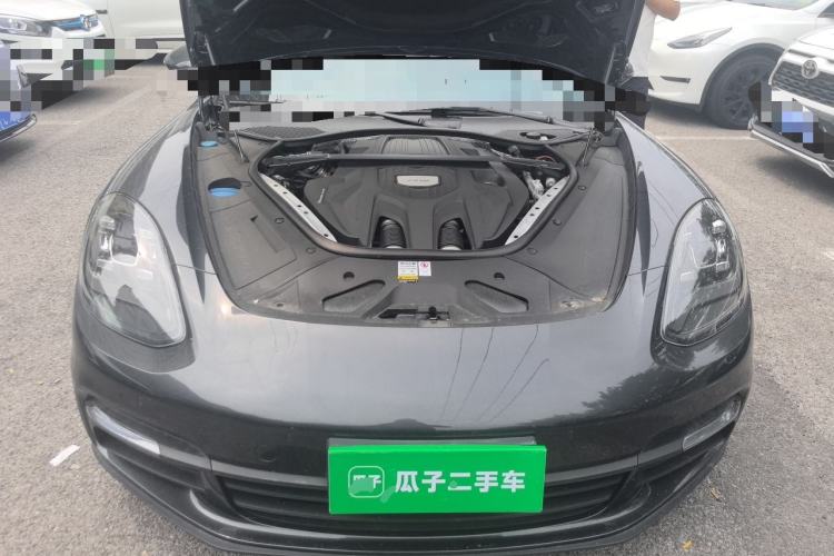 Used Porsche Panamera  Engine Bay