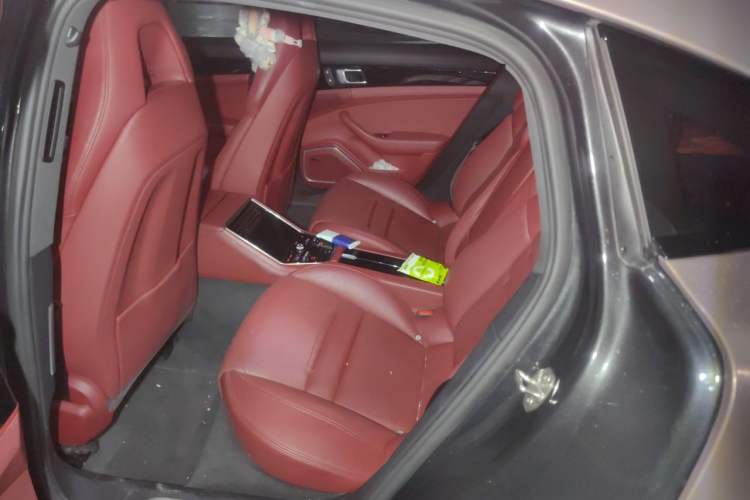 Used Porsche Panamera 2022 Panamera 4 E-Hybrid Platinum Edition 2.9T Left Rear Seat
