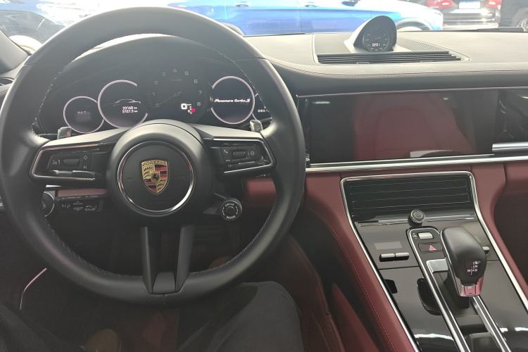 Used Porsche Panamera 2022 Panamera Executive Long Wheelbase 2.9T Center Console