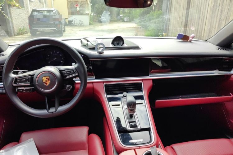 Used Porsche Panamera 2022 Panamera Executive Long Wheelbase Platinum Edition 2.9T Center Console