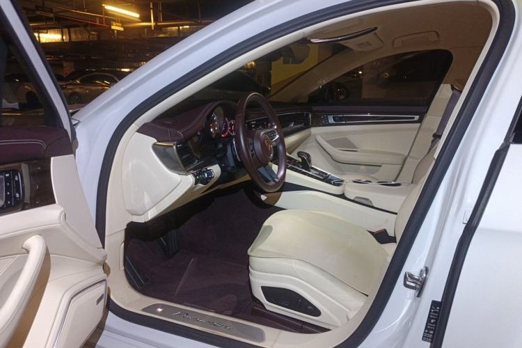 Used Porsche Panamera 2022 Panamera 2.9T Driver Seat