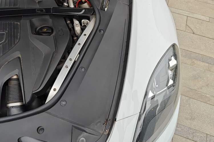 Used Porsche Panamera 2022 Panamera Executive Long Wheelbase 2.9T Engine Bay Left