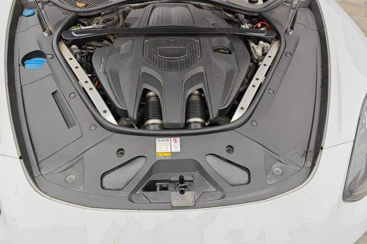 Used Porsche Panamera 2022 Panamera Executive Long Wheelbase 2.9T Engine Bay