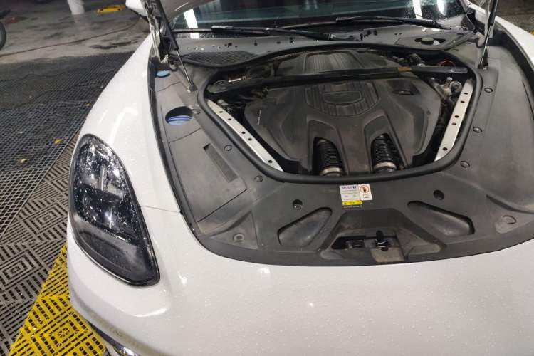 Used Porsche Panamera 2022 Panamera 2.9T Platinum Edition Engine Bay Right