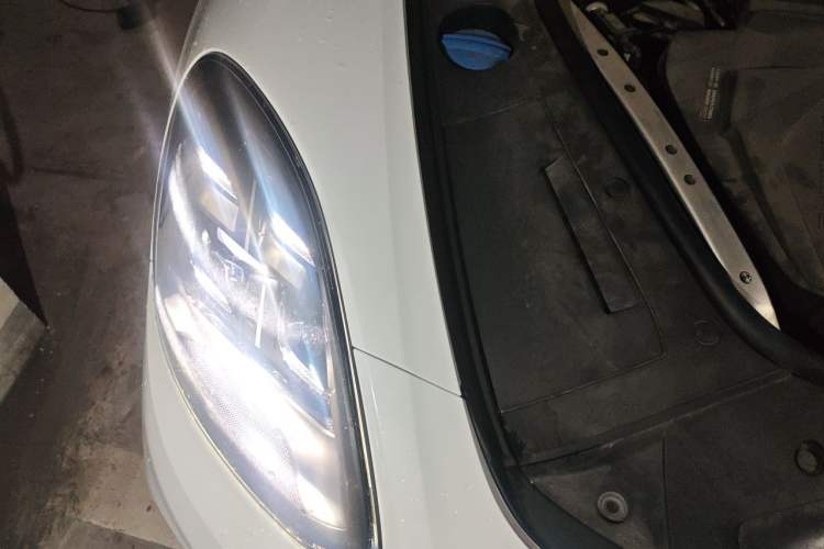 Used Porsche Panamera 2022 Panamera 4 E-Hybrid Platinum Edition 2.9T Engine Bay Right