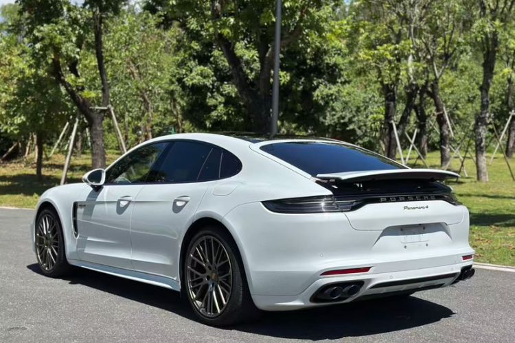 Used Porsche Panamera 2022 Panamera 4 E-Hybrid Platinum Edition 2.9T Exterior 3