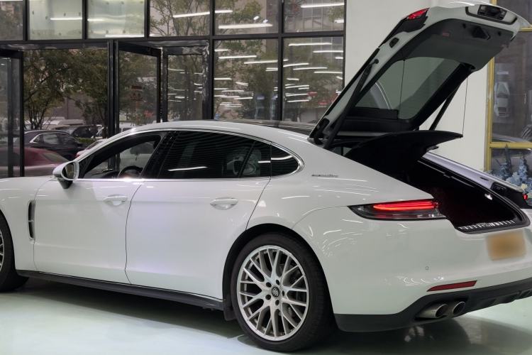Used Porsche Panamera 2022 Panamera 4 Executive Extended Platinum Edition 2.9T Exterior 3