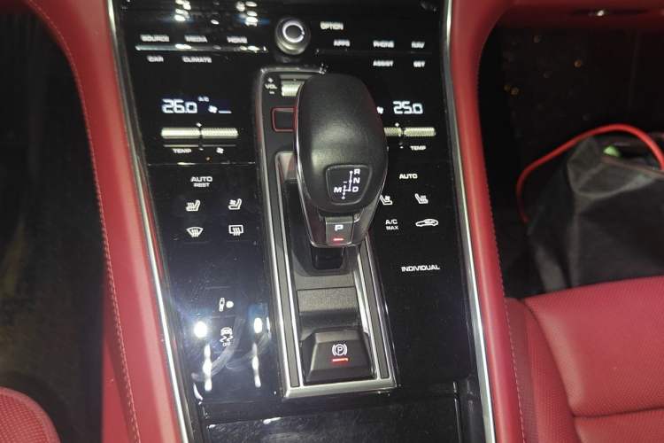 Used Porsche Panamera 2022 Panamera 4 E-Hybrid Platinum Edition 2.9T Gear Lever