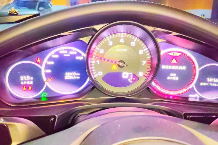 Used Porsche Panamera 2022 Panamera 4 Executive Long Wheelbase 2.9T Instrument Cluster