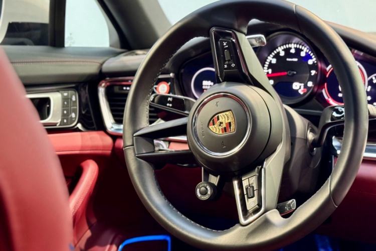 Used Porsche Panamera 2022 Panamera 4 Executive Long Wheelbase 2.9T Interior 1