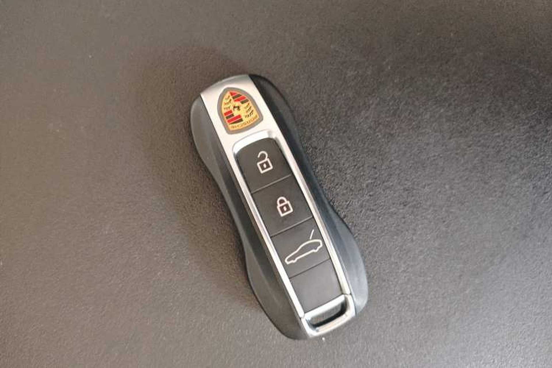 Used Porsche Panamera 2022 Panamera 2.9T Interior 1