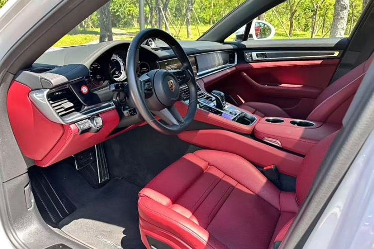 Used Porsche Panamera 2022 Panamera 4 E-Hybrid Platinum Edition 2.9T Interior 1