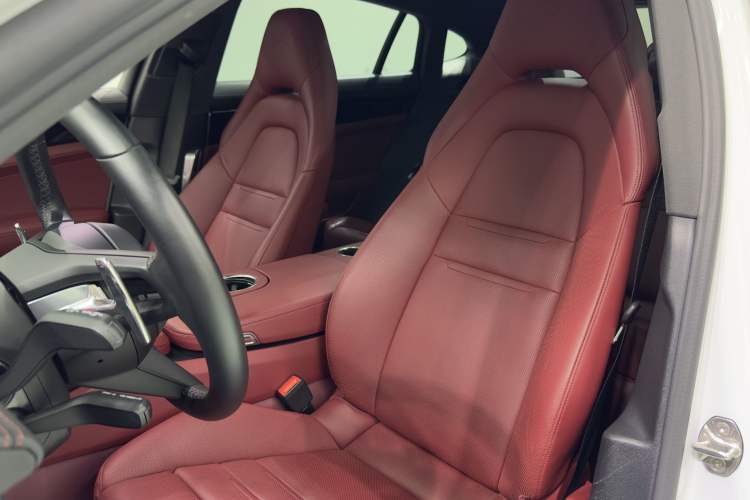 Used Porsche Panamera 2022 Panamera 4 Executive Extended Platinum Edition 2.9T Interior 1