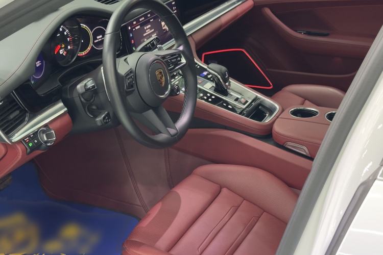 Used Porsche Panamera 2022 Panamera 4 Executive Extended Platinum Edition 2.9T Interior 2